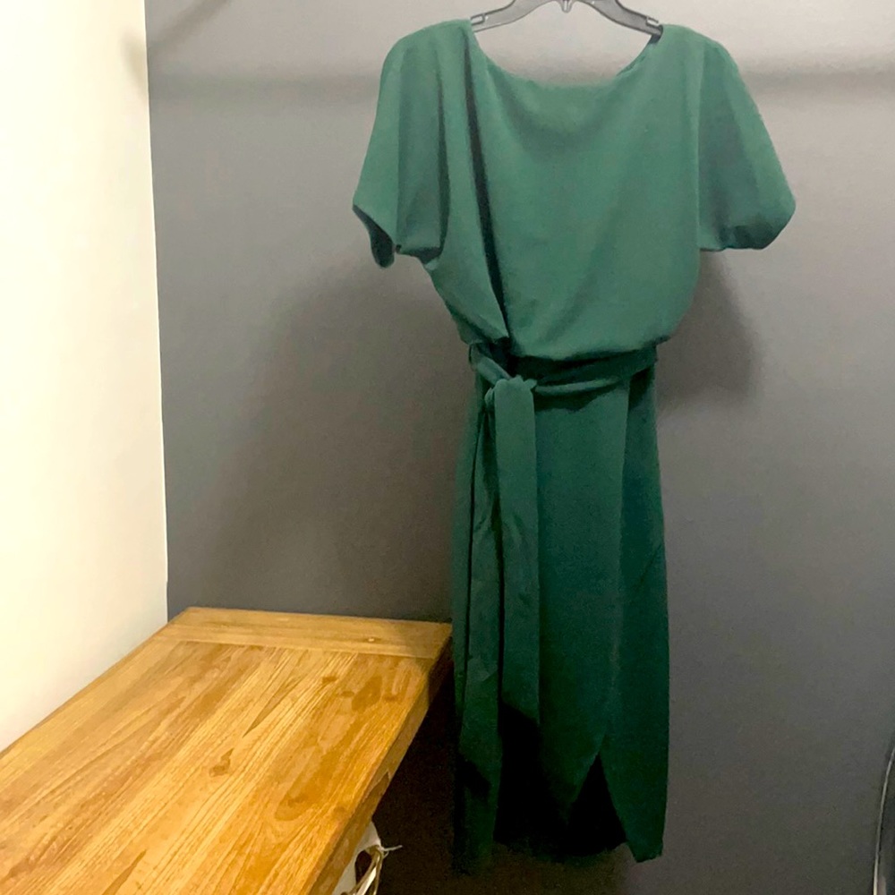 Forest green cocktail dress with fabric belt. Size 6